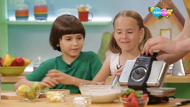 Домашние блины с медовым маслом