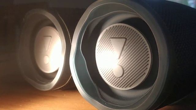 2X JBL CHARGE 4 BASS TEST!!! BLACK CHARGE 4 GG MAKING WEIRD SOUNDS AT LFM!!!!!!❗❗❗ (NO CLICKBAIT!!! смотреть онлайн