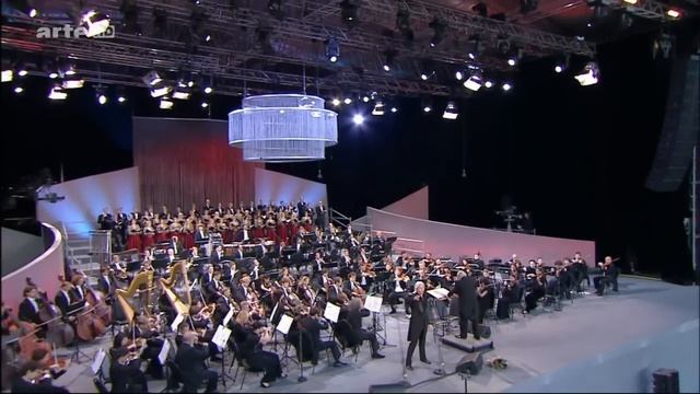 Dmitri Hvorostovsky - Puccini - Tosca - Moscou - 2013 смотреть онлайн