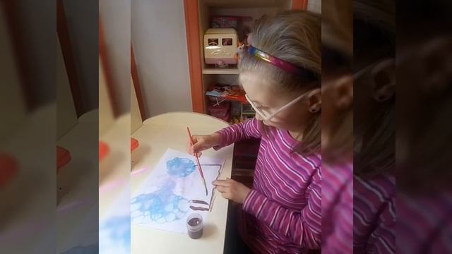 Рисование с помощью мыльных пузырей в старшей группе “Букет сирени” смотреть онлайн