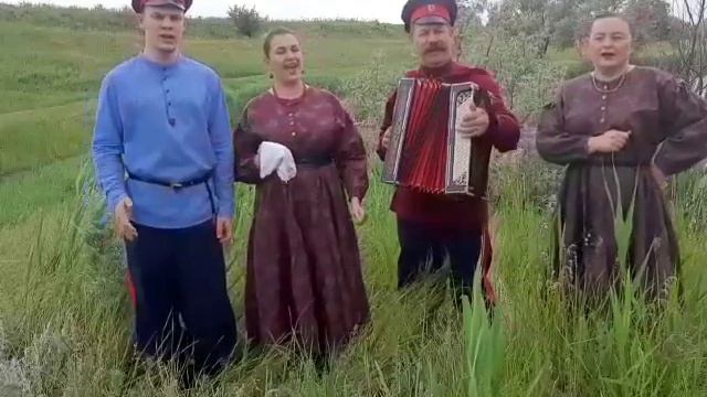 "Любо мне" (поёт семья Чернышовых) смотреть онлайн