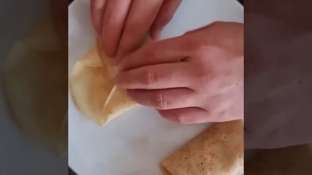 Stuffed Pancakes with Mushrooms Onion and Mozzarella ? Блинчики с Грибами Луком и Сыром ? смотреть онлайн