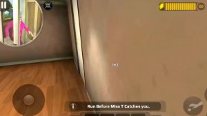 Мисс ТИ ОКАМЕНЕЛА и ПРИЛИПЛА! СОБАКА ИГРАЕТ! (Обновление Miss T Scary Teacher) Валеришка Макс
