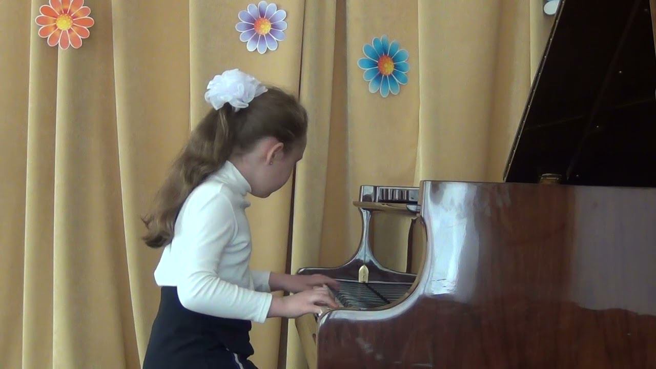 У.Гиллок "В старой Вене" исп. Ольга Племенеченко смотреть онлайн