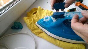 Влог - Сломался утюг - залипла кнопка - Разобрал и увидел....