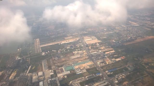 Взлет из аэропорта Суварнбхуми (Бангкок, Тайланд 2014)