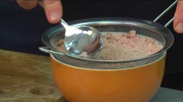 Смакота: Лінгвіні з кульками з тунця та енергетичні цукерки 10 04 16 смотреть онлайн
