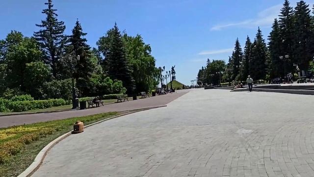 Жизнь в центре Уфы не для бедных! Жалко денег на электросамокат. смотреть онлайн