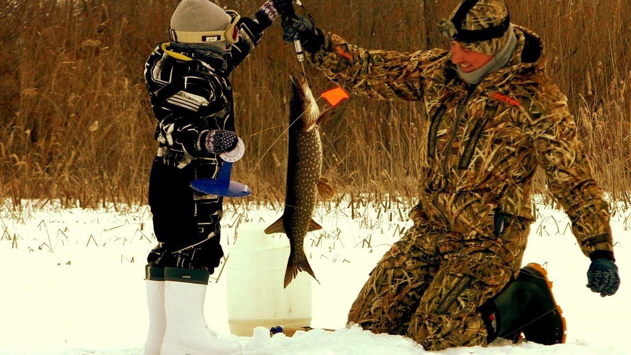 ЖЕРЛИЦЫ СТРЕЛЯЮТ ОДНА ЗА ОДНОЙ!!! ПОСЛЕДНИЙ ЛЕД!!! РЫБАЛКА НА ЖЕРЛИЦЫ / MAX HUNTER смотреть онлайн