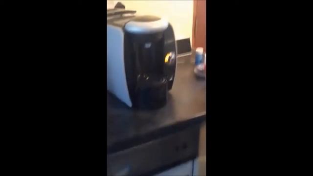 Tassimo Fidelia Coffee Machine Review смотреть онлайн