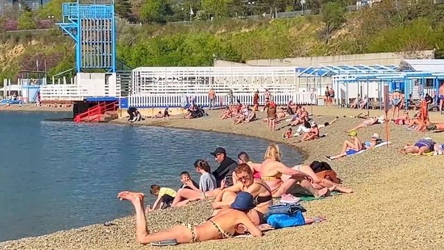 #АНАПА КУПАЮТСЯ И ЗАГОРАЮТ. ЖАРА ПРИШЛА! СЕЗОН 2023 ОТКРЫТ! смотреть онлайн
