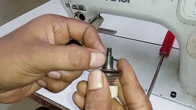 How To TENSAN SPRING CHANGE..Brother Lock Machine. смотреть онлайн