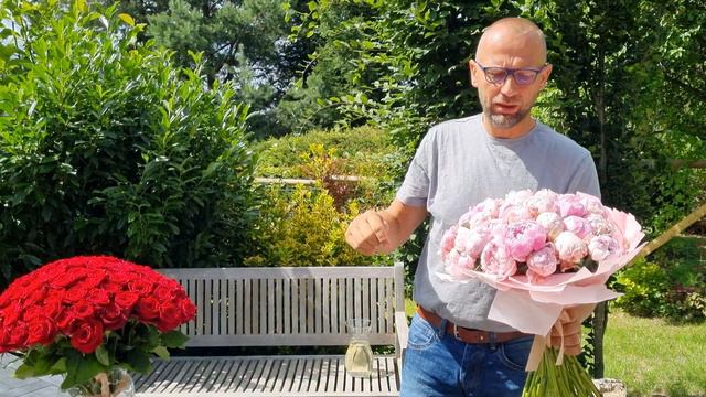 Růže Testarossa a pivoňky Sarah Bernard - Florea.cz смотреть онлайн