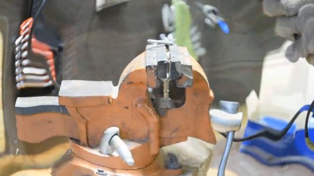 Интересная идея Подвес для тяжелой люстры смотреть онлайн