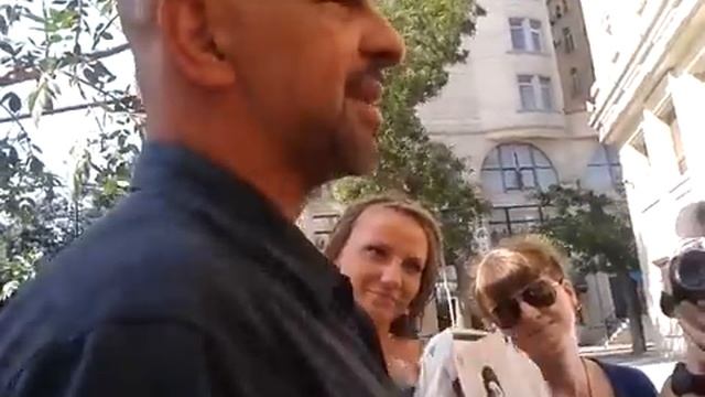 Фуад Ахундов знакомит туристов с историей Азербайджана_2 смотреть онлайн