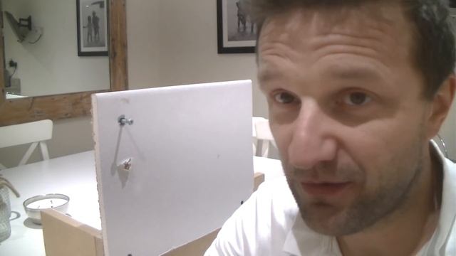How to Hang a Heavy Picture on a Plasterboard Wall смотреть онлайн