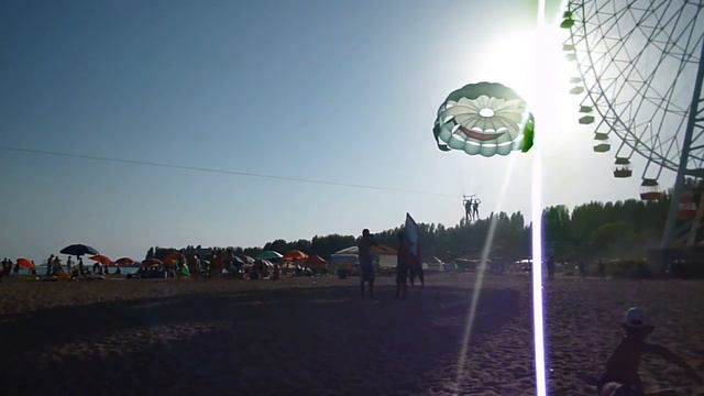 Иссык-Куль 2013, Киргизия, Золотые пески, парасейлинг смотреть онлайн