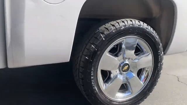 2011 Chevy Silverado 275/55 R20 Continental Terrain Contact A/T 20" Chrome Wheels смотреть онлайн