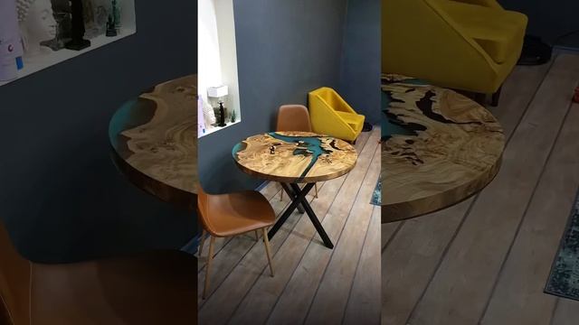 Больше мебели из эпоксидной смолы и дерева в профиле? #эпоксиднаясмола #стол смотреть онлайн
