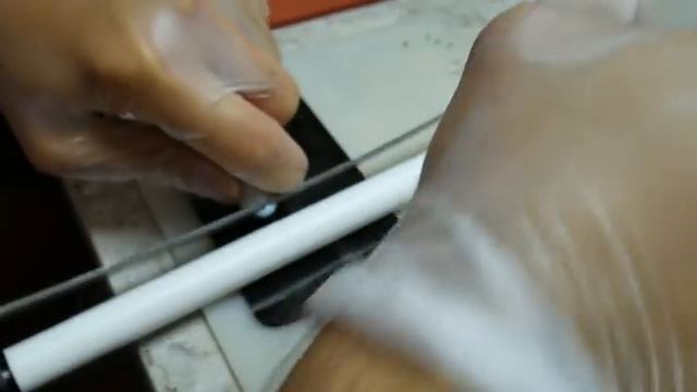 XIAOMI REDMI 7. Бюджетный телефон тоже можно переклеить! Замена стекла с тачскрином смотреть онлайн