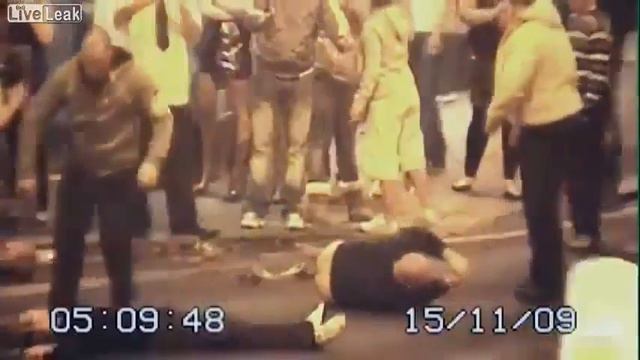 Охрана против клиентов..flv смотреть онлайн