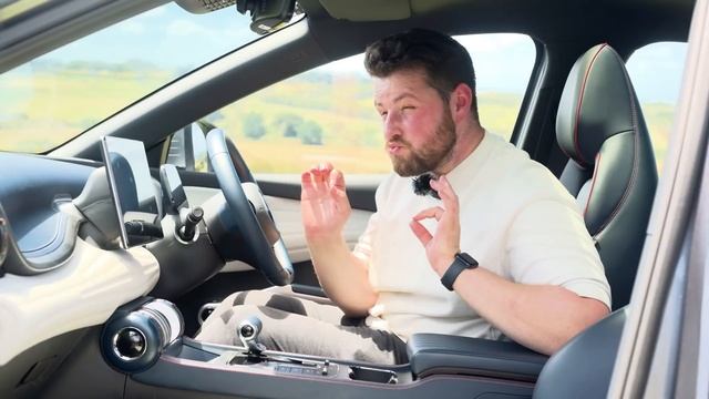 2024 BYD Atto 3 vs Hyundai Kona Electric Review: Sh*t just got real... смотреть онлайн