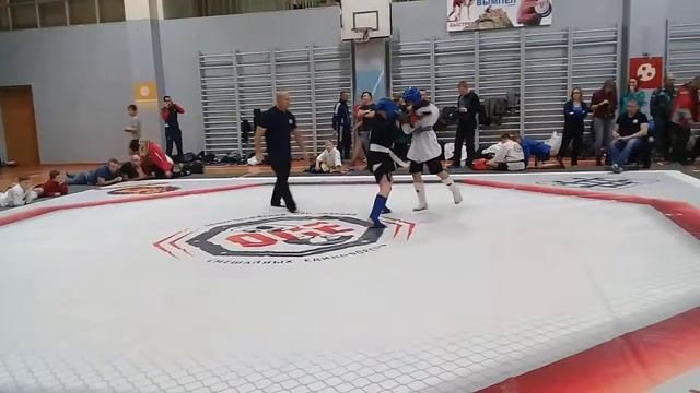 Миняев Игорь 1 бой