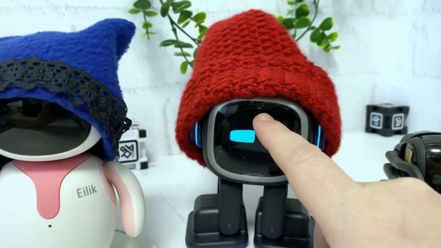 Сравнение роботов Emo, Eilik, Cozmo и Vector