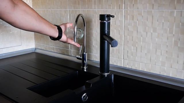 Обзор системы обратного осмоса Аквафор DWM-101S Морион смотреть онлайн