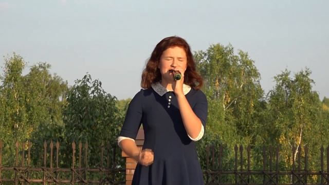Дорожите счастьем, дорожите! / Эдуард Асадов. Читает Мария Ронжина. смотреть онлайн