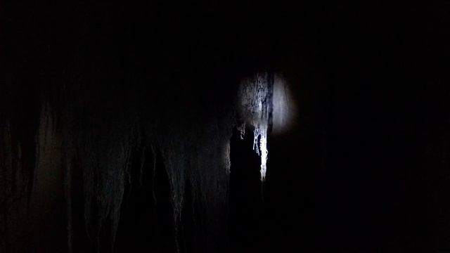 Подземная река Белоглинка (Саратов, 2018) смотреть онлайн
