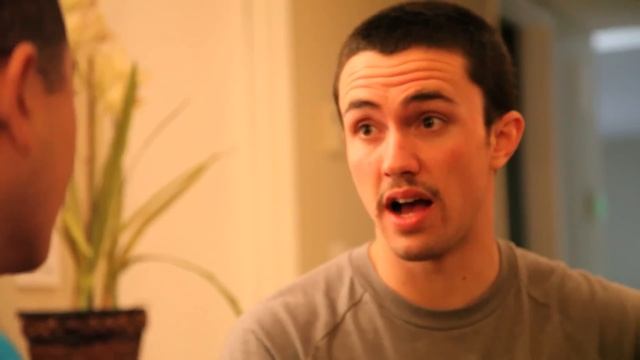 Coming Out... with a Secret смотреть онлайн