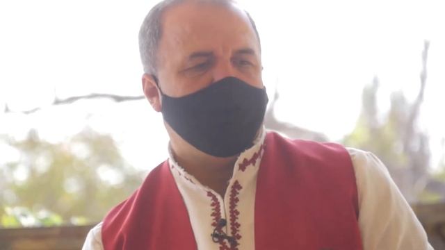 Խաչիկյանի խոհանոցում. պատրաստում ենք՝ «Կարմիր պղպեղ մը աշունի» смотреть онлайн