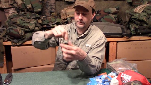 Realistic 72 Hour Emergency Bug Out Bag #survival смотреть онлайн