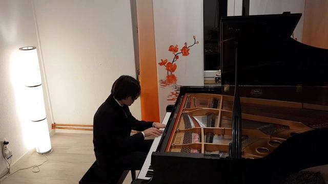 #Kalinka #Piano #Korolev Sergey Korolev plays "Kalinka" for piano Solo by Alexander Korolev смотреть онлайн