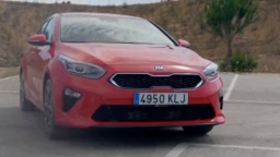 2018 КІА Сееd | Новый образ популярного хэтчбека в России смотреть онлайн