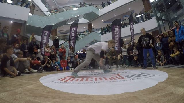 МАТИНА (DOMINANT) vs WHITE DEMON | 1/2 FINAL | КРАСНЫЙ КИТ 2016 | МЫТИЩИ смотреть онлайн