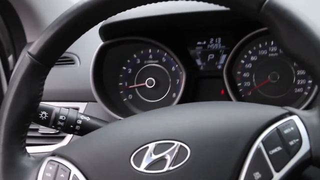 Hyundai Elantra тест драйв