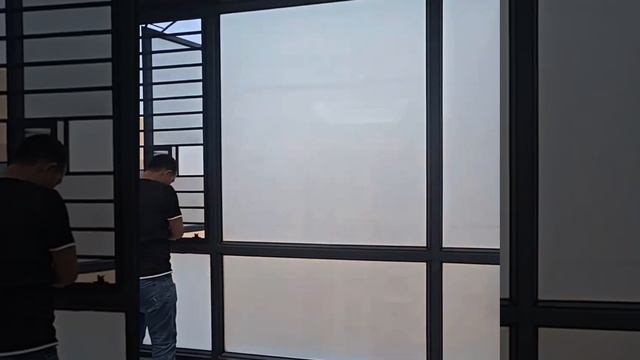 Смарт-стекло с регулировкой прозрачности