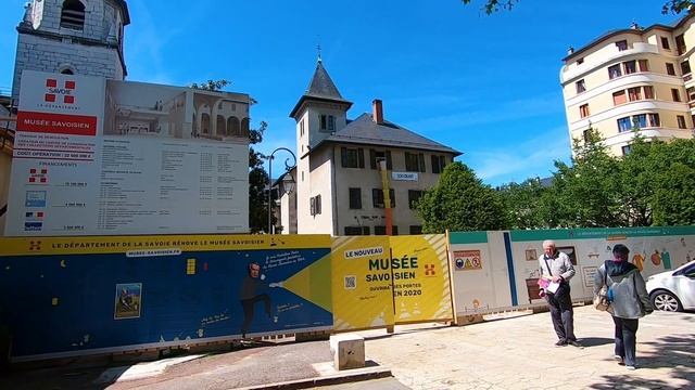 Chambéry  дача для герцогов Савойских с замком достопримечательностью