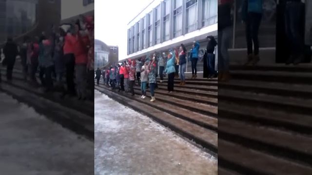 Уличный танец в Рыбинске смотреть онлайн