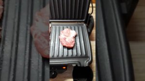 Первые свиные стейки с электрогрилем Vitek 2632. Вкусняшка.