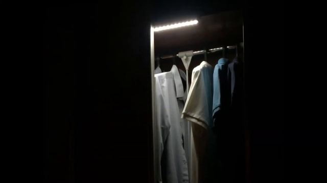 Автоматическая подсветка мебели - Interactive-Home смотреть онлайн