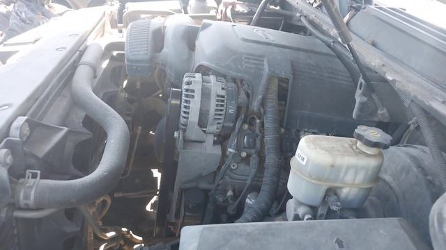 Chevrolet LMG 5.3L engine sound of 2013 Tahoe Ls 1GNSCAE04DR150037 смотреть онлайн