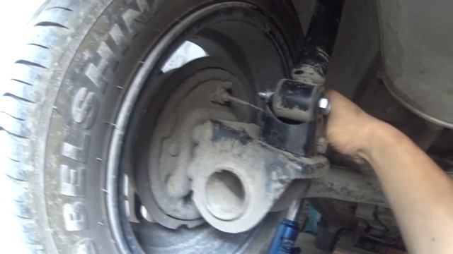 Установка проставок на Калину.Увеличение клиренса смотреть онлайн