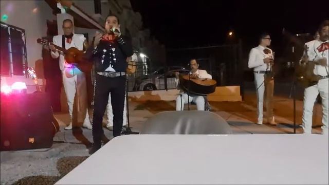 Bonita Sergio Daniel con El Mariachi Sol de mi Tierra de Chihuahua смотреть онлайн