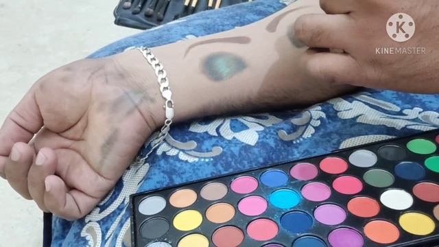 eye make-up Sketch on hand/arm смотреть онлайн
