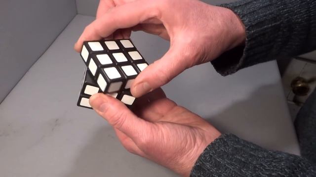 How to solve an unsolvable Rubik's Cube puzzle смотреть онлайн