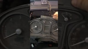 Почему вольт не показывает на щеток прибор Газел Некст GAZEL NEXT