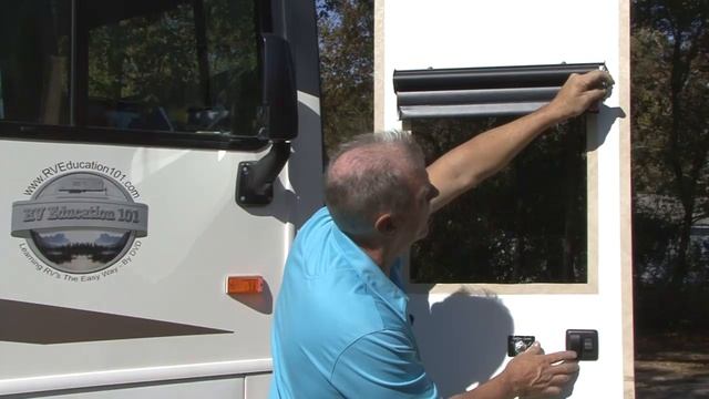 How to Program a Motorized RV Shade Dual Switch Motor смотреть онлайн